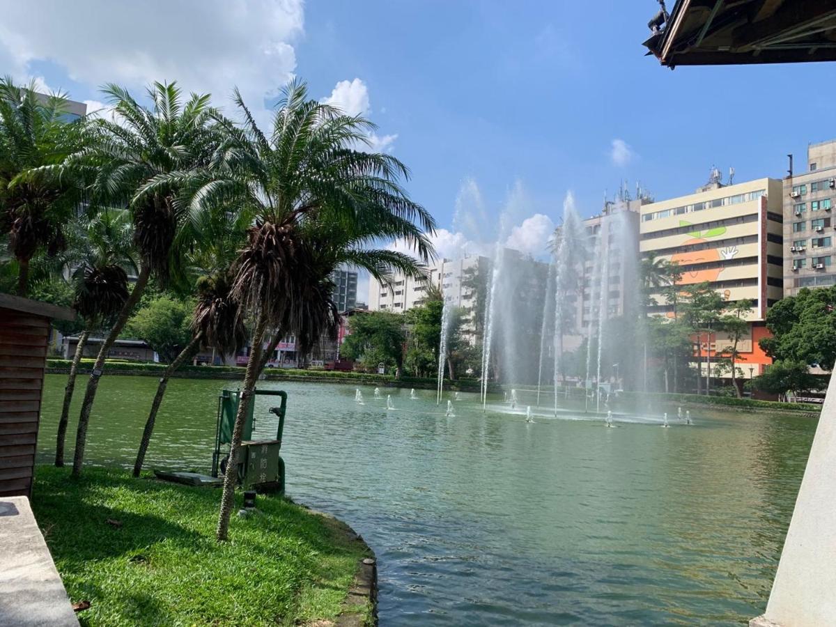 星霖之家 Apartment Taichung Bagian luar foto